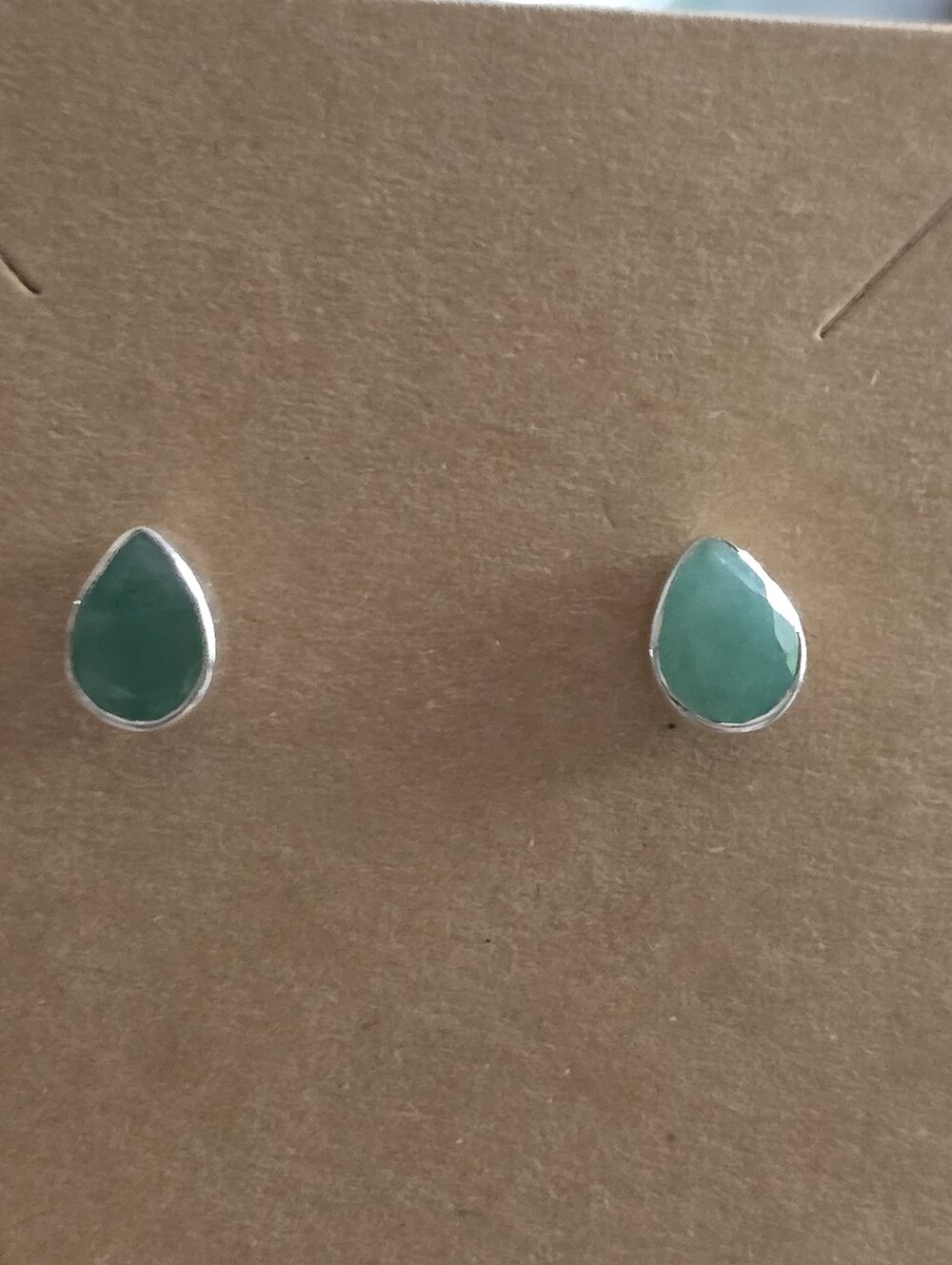 Green Emerald Teardrop Stud Earrings - Silver Setting